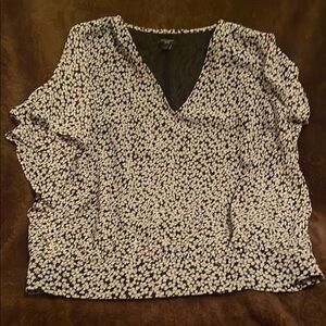 Ann Taylor Black and White Floral Blouse